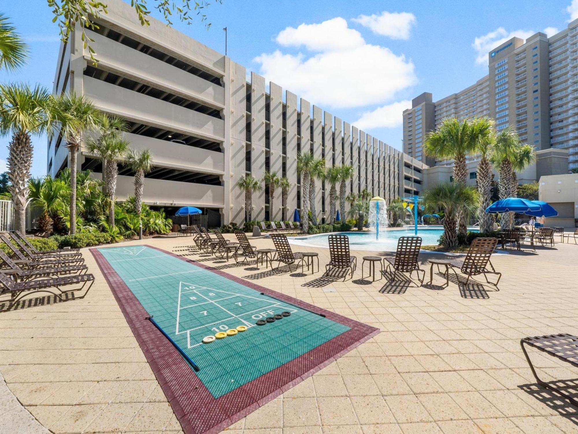 Emerald 1531 Apartment *